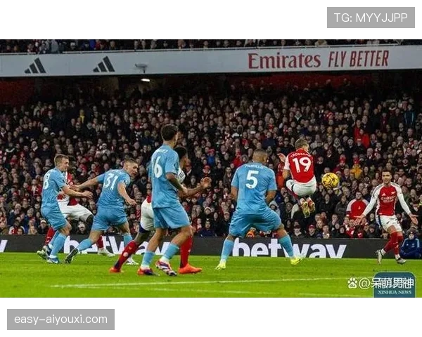 B费 vs 厄德高：中场组织能力与战术作用对比