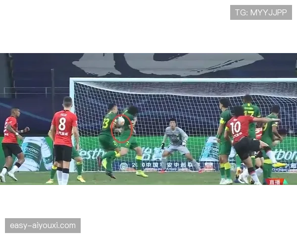 直接任意球规则详解及裁判判罚关键条件分析